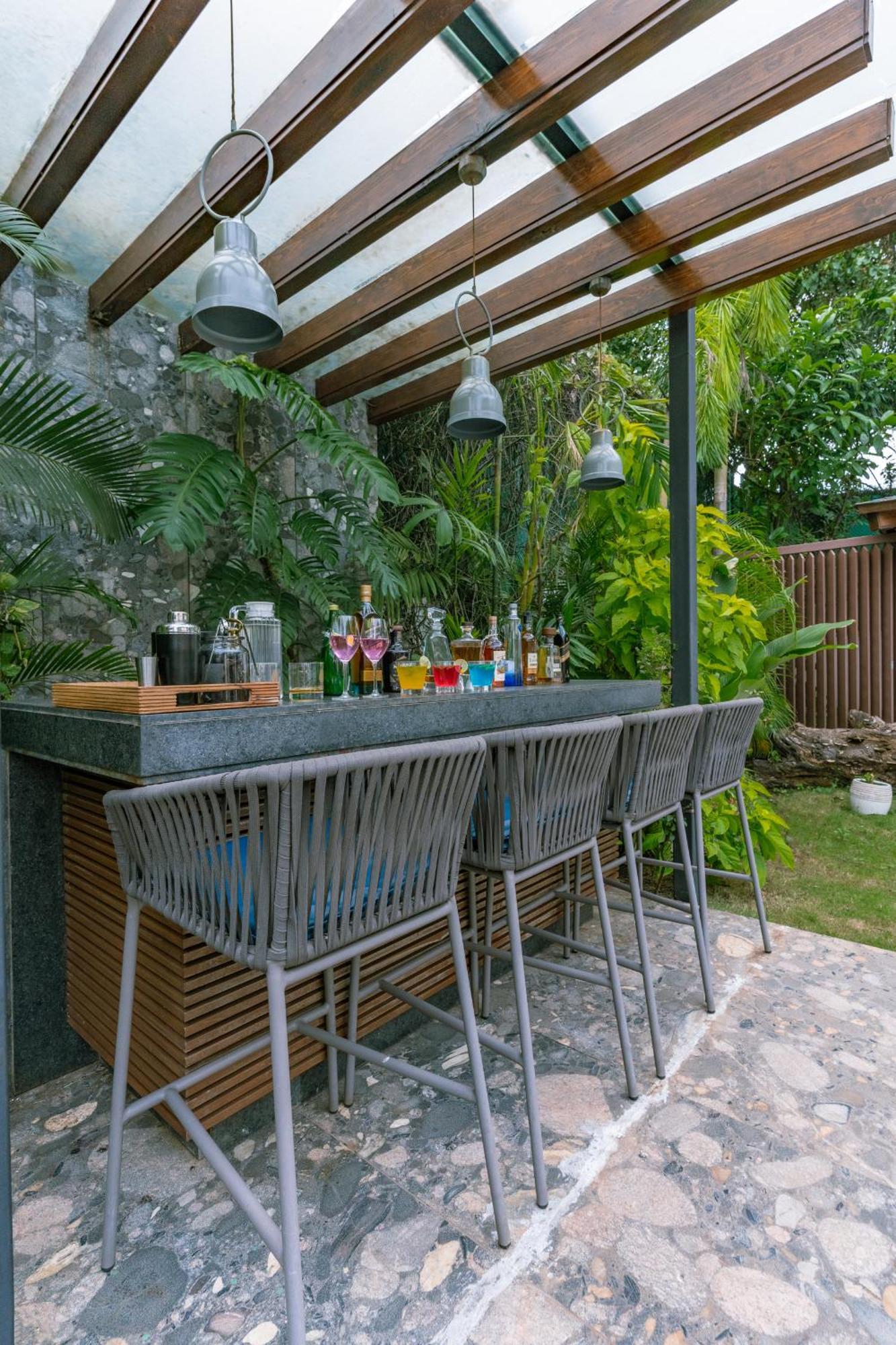 Azara Beach House - 5 Bhk Designer Villa, Candolim Beach Ngoại thất bức ảnh