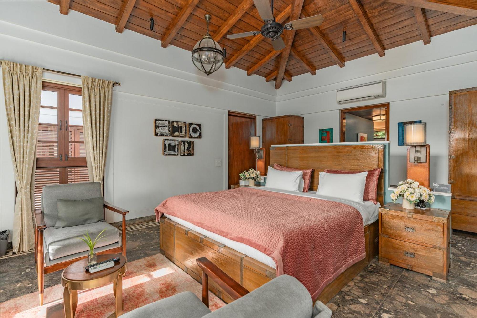 Azara Beach House - 5 Bhk Designer Villa, Candolim Beach Ngoại thất bức ảnh